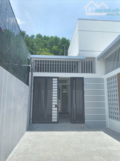 Nhà 125m2 kiệt Hoàng Thị Loan, Huế