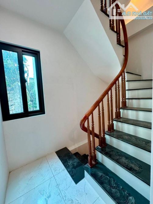 Bán nhà Đại Cát, Bắc Từ Liêm, 32m2 5 tầng, mặt tiền 4.7m, giá 5.15 tỷ