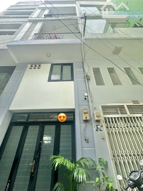 Bán nhà hẻm 343 Tô Hiến Thành. Q10. 5 tầng BTCT. Ngang 4.5m. Sổ vuông đẹp. Giá 11,x tỷ