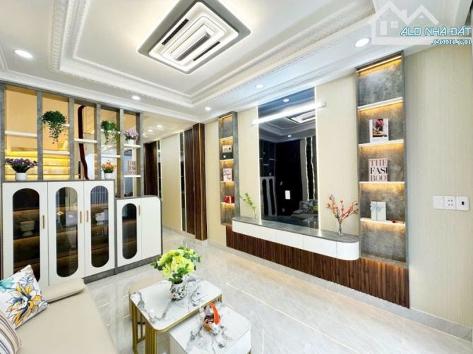 Bán nhà BTCT 1 trệt 2 lầu Huỳnh Tấn Phát Q7, 4PN, 45m², chỉ 5.5 tỷ - 10