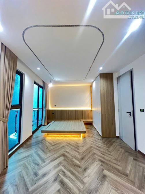ĐỖ ĐỨC DỤC - MỄ TRÌ - TT HỘI NGHỊ QG - LÔ GÓC - 6 TẦNG THANG MÁY - NỘI THẤT ĐẸP - 9.15 TỶ - 11