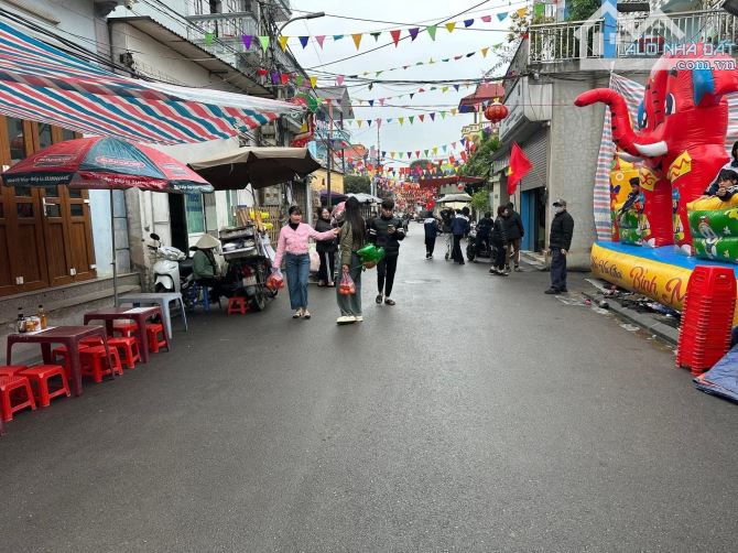 CC bán đất đẹp 50m.mt3,9m giá tốt tại Quan Âm, Bắc Hồng, Đông Anh – Hà Nội 📍 Vị trí: Quan - 1