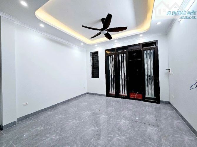 NGÕ 238 PHẠM VĂN ĐỒNG – THANG MÁY – 34M2 X 6 TẦNG - 8.1 TỶ - 1