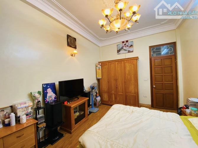 Ngõ Ba Gác, Chủ Tự Xây Phố Kim Mã, Ba Đình,DT 42m2*4T, Ba Gác Đua, Giá 7.6 Tỷ - 1