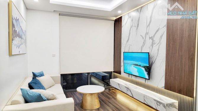 CHUYỂN NHƯỢNG CĂN 2 NGỦ RÔNG NHẤT HOÀNG HUY GRAND SỞ DẦU GIÁ 1.95 TỈ - 1