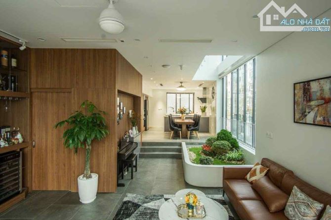 Liền kề Lâm Hạ- bệnh viện Tâm Anh, 114m x 6 tầng, mặt tiền 20m, vỉa hè, ôtô dừng đỗ, kinh - 1