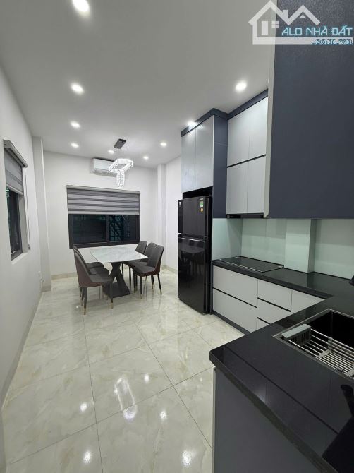NHÀ ĐÔNG TÁC 30m -6 TẦNG - MT 3,2m, LÔ GÓC - THANG  MÁY, NGÕ THÔNG , KINH DOANH 9,2 TỶ - 1