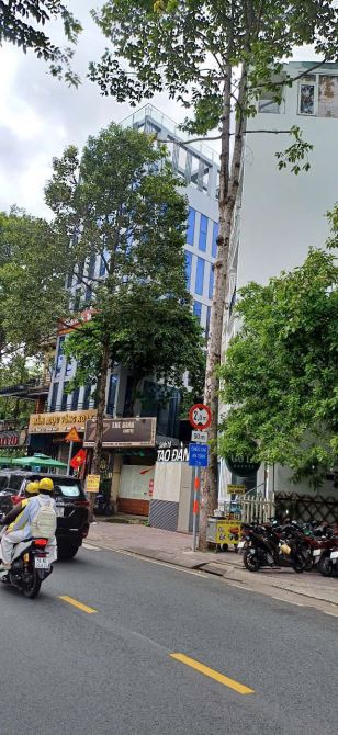 Cần bán nhà MT đường Hoàng Sa,Quận 1,DT:7,5mX18m K/C Hầm 5 tầng HĐT 100tr/th, Gía 41 tỷ - 1