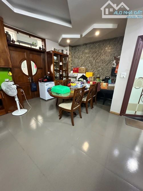 DUY NHẤT- Bán nhà  Vũ Trọng Phụng - Thanh Xuân 2 mặt tiền 22,9 tỷ 76M2 - 5 Tầng - 1