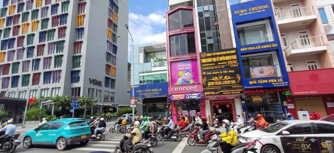 Cần bán gấp tòa nhà D/V MT đường Nguyễn Bỉnh Khiêm, Quận 1, DT: 4,1mx 22m, giá 36,5 tỷ - 1