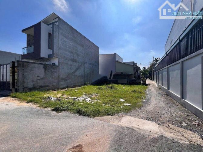CHÚ 3 BÁN GẤP 168M2 ĐẤT 2 MẶT TIỀN 1 tỷ SỔ HỒNG RIÊNG - 1