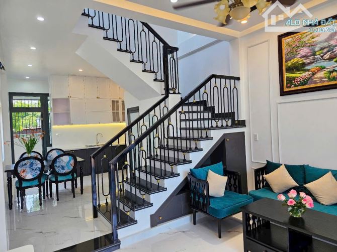 Nhà 2 tầng full nội thất kiệt Nguyễn Cửu Vân- TP Huế cạnh bên Ecogarden - 1