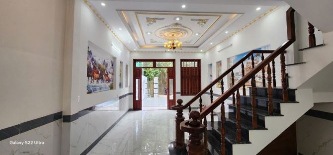 Bán nhà ĐẸP 1 Trệt 1 Lầu, SHR thổ cư đường xe hơi vi vu,gần TTYT Thái Hòa - 1