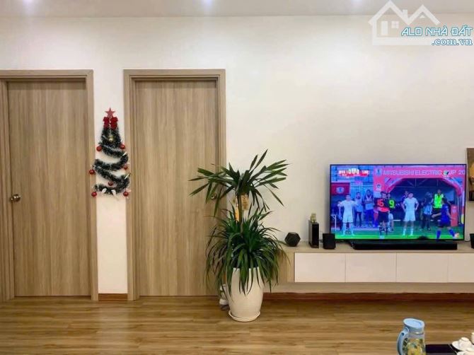 Cần bán căn hộ intracom1 Trung Văn, Nam Từ Liêm.Căn 2 PN, 68m2 giá rẻ chỉ 4,x tỉ, có sổ - 1