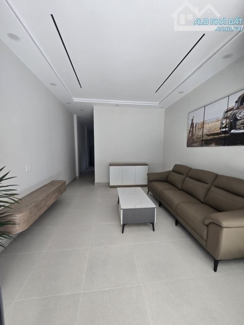 NHÀ ĐẸP - HẺM XE HƠI - LINH XUÂN - 2 TẦNG - NHỈNH 4 ĐỒNG - 1