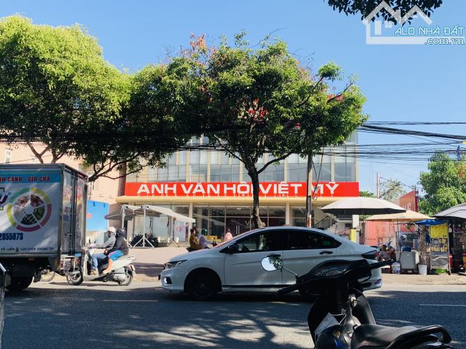 Bán Nhà Mặt Tiền 6m Ngang Đường Phan Trung gần VinCom , Biên Hoà 246m2 giá 25Tỷ - 1