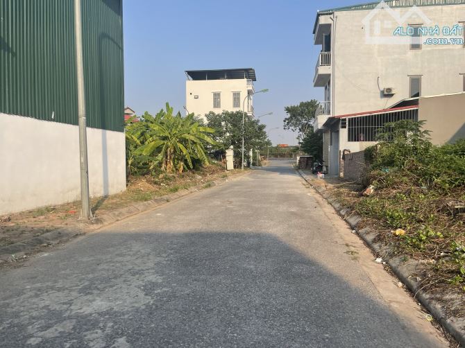 Chỉ 7 tỷ 38m2 đất tái định cư Cự Khối, đường ô tô tránh, gần công viên mới định cư đỉnh - 1