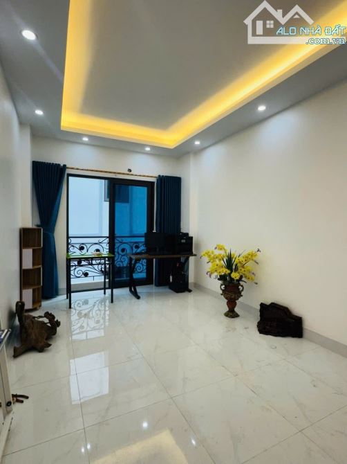 Bán nhà Đại Cát, Bắc Từ Liêm, 30m2, 5 tầng, giá 6.15 tỷ - 1