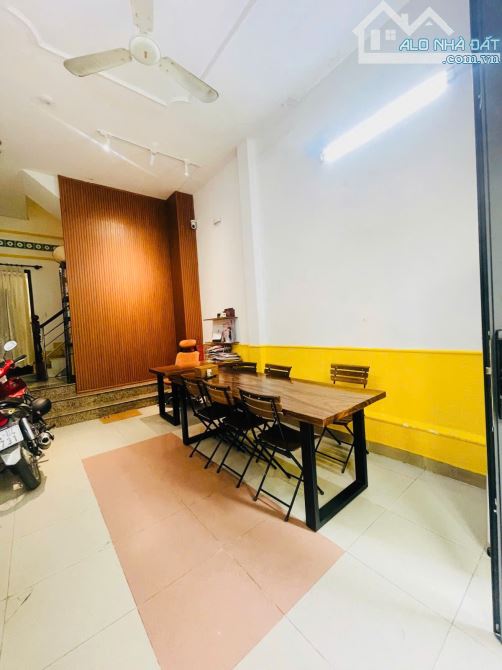 Bán nhà sát mặt tiền Nguyễn Trãi Quận 1 đúc 5tầng BTCT 7PN 56m2 thu nhập 70tr/th chỉ 15tỷ - 1