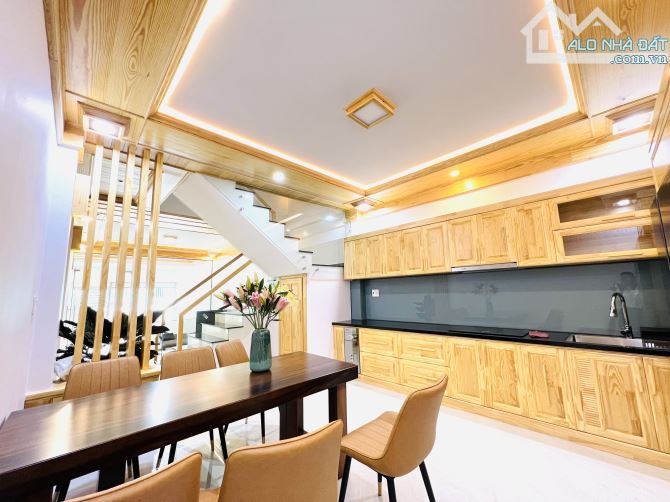 NHÀ ĐẸP FULL NỘI THẤT CÁCH NGÃ 6 CHỈ 1km - CÁC TIỆN ÍCH LIỀN KỀ - 1