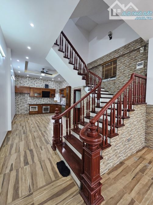 Bán gấp! Nguyễn Văn Lộc, Hà Đông 46m2*4 tầng, ô tô tránh, vỉa hè, 2 thoáng KD, nhỉnh 15 tỷ - 1