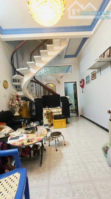 Bán nhà hẻm xe hơi Nguyễn Bặc Tân Bình 40m2 đúc 3 tầng BTCT 3PN nhỉnh 8 tỷ TL - 1