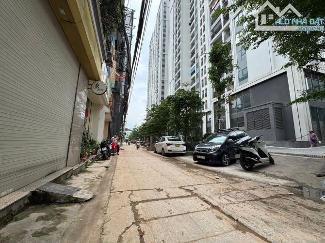 Đường Hoàng Mai 63m đất, mặt tiền 4m, giá 15.5 tỷ thương lượng - 1
