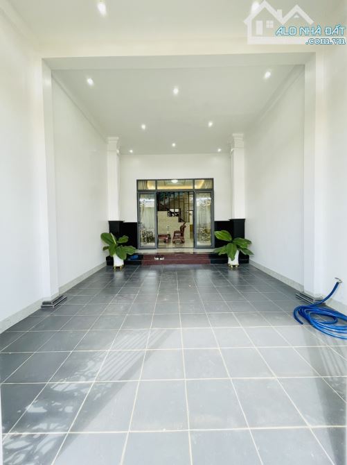 Nhà Siêu Rộng Hẻm Trường Chinh, Gần 300m2 Sàn - 1