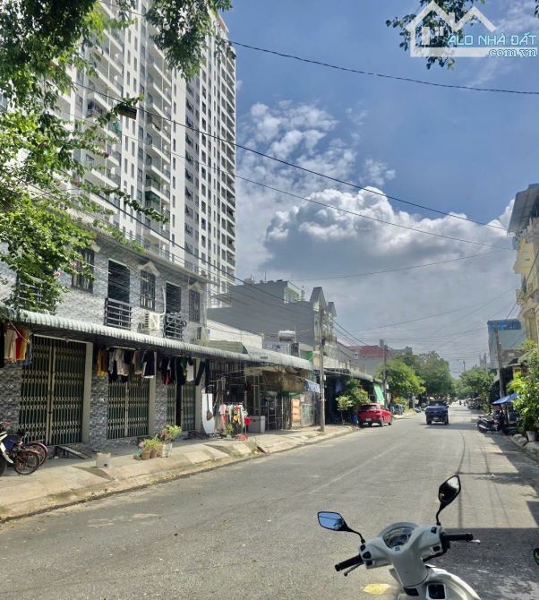 NHÀ 2 TẦNG DƯỜNG Ô TÔ DT 120 M2 GIÁ 3,55 TỶ TL - 1