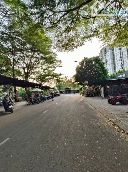 LÔ BIỆT THỰ VIEW SÔNG GIA HOÀ - 300M2(15*20M ) 41.5TỶ - PHƯỚC LONG B | GẦN CLOBAL CITY - 1