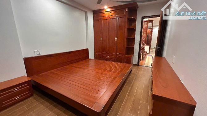 Bán nhà mặt phố 5 tầng Từ Sơn, ô tô tránh, mới tinh, nội thất gỗ hương đẳng cấp, hơn 9 tỷ - 1