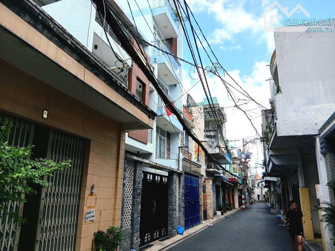 Nhà bán: đường Nguyễn Bá Tồng. Q Tân Bình. DTSD 72m2. 4 tầng. Giá 10,5 tỷ - 1