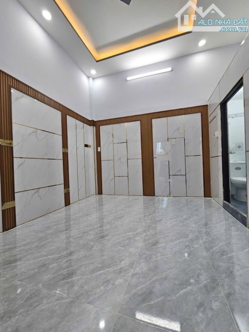 Nhỉnh 3tỷ, Nhà đẹp 2 tầng, d.t 40m, đường Huỳnh Tấn Phát, QUẬN 7 - 1