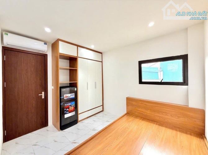 BÁN NHÀ ĐƯỜNG LÁNG DT 130M2  MT 6M 6  24 TỶ FULL NỘI THẤT Ô TÔ KINH DOANH 15P KHÉP KÍN. - 1