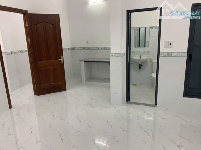 Bán Gấp Nhà 4 Tầng Trung Tâm Quận 7 – Vừa Ở Vừa Kinh Doanh CHDV - 1
