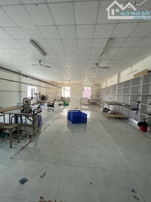 LÔ GÓC 2MT XE TẢI 12X19 TRUNG MỸ TÂY Q12 NHỈNH 20 TỶ - 1
