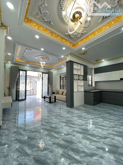Bán Nhà Biệt Thự Đẹp 90m2, Ngang 6m - UBND Nhà Bè - Đường Nguyễn Bình - Chỉ 4,3 Tỷ - 1
