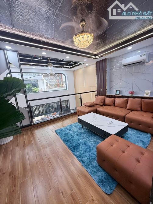 Mặt tiền 4 tầng nguyễn văn luông quận 6 50m2 hoàn công đủ gấp bán chỉ 7.55 tỷ thương lượng - 1