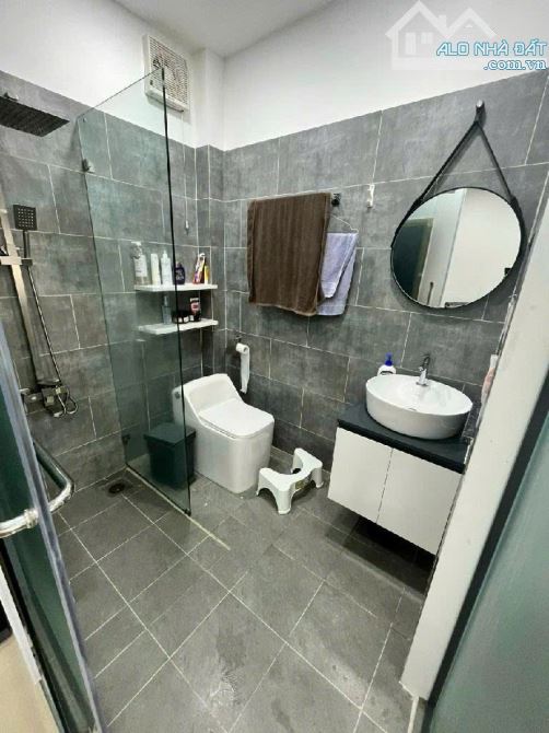 BÁN NHÀ 3 TẦNG-MẶT TIỀN KD 100 TRIỆU/M2 LÂM VĂN BỀN QUẬN 7- XE HƠI THÔNG - 1