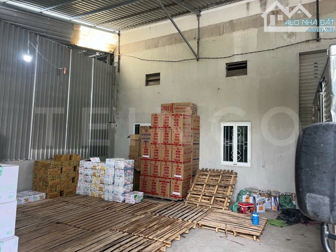 Kho xưởng bãi 200m² có văn phòng, trong KDC Bình Nhựt - 1