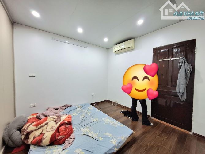 Bán nhà tập thể Bách khoa - Tạ Quang Bửi, sử dụng 100m2, 4 ngủ, trung tâm Bách Kinh Xây - 1