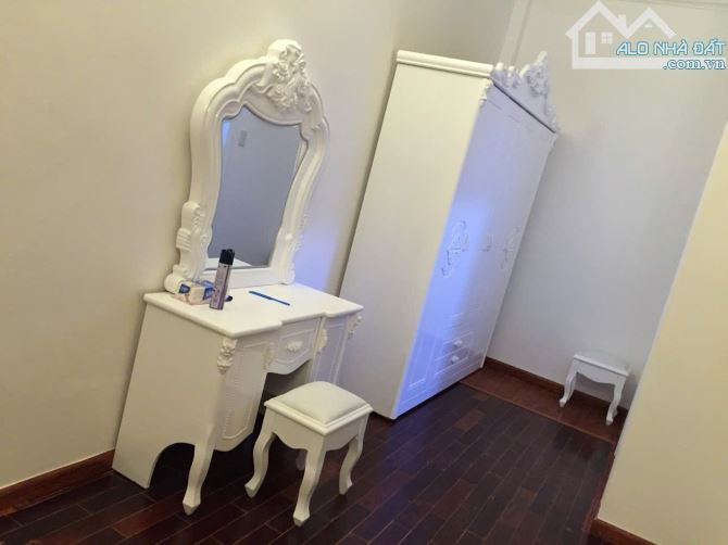 Bán Biệt Thự 2mt,Khu K300,P,12,Tân Bình,Dt: (12x21),Hầm 3 Tầng,Giá 62 Tỷ,TL - 12