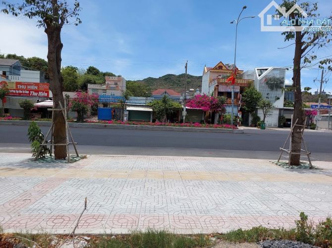 bán 835m đường nguyễn tất thành long hải giá 12 tỷ - 2