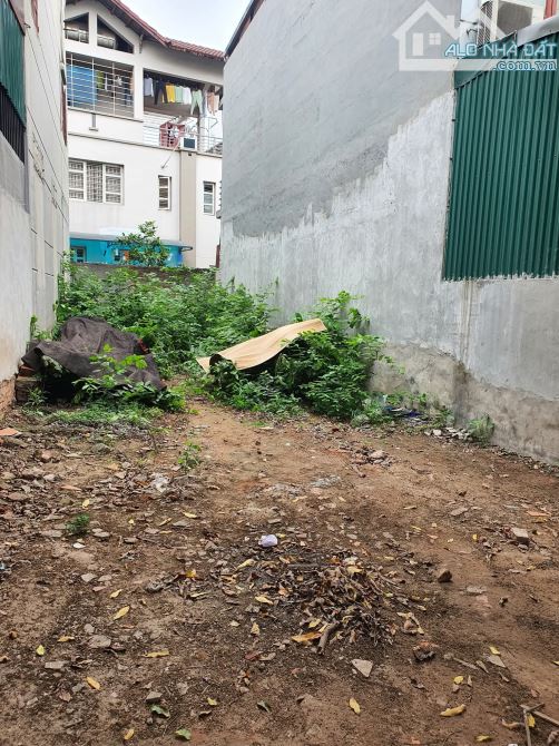 Bán giúp chủ lô đất đẹp Việt Hưng - Giang biên, gần hồ, giá đầu tư - 2