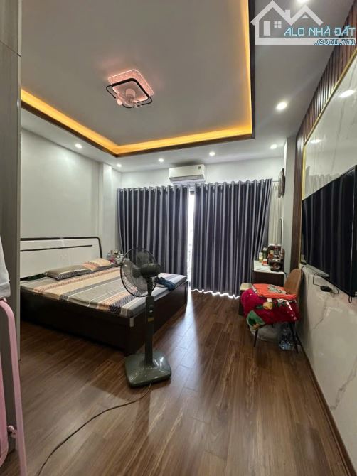 HIẾM VIP LẠC TRUNG, PHÂN LÔ, 2 Ô TÔ NGỦ TRONG NHÀ, Ô CHỜ THANG MÁY 76M 6TẦNG 23,5 TỶ - 2