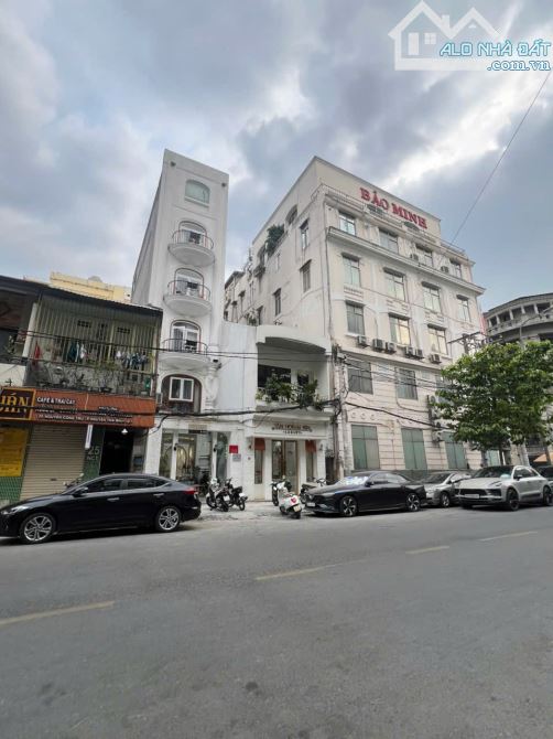 Siêu Phẩm Nhà Mặt Tiền Nguyễn Công Trứ P.NTB Quận 1, DT:9x25m, 7Tầng HĐT:350Tr Giá:150Tỷ - 2
