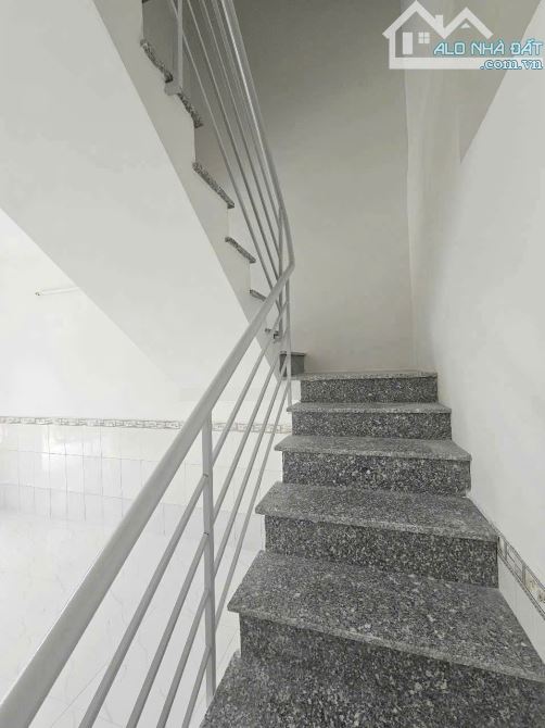🏠 NHÀ 2 TẦNG – 68M² – NGANG 6M – HẺM XE HƠI – GẦN LÃ XUÂN OAI – TRƯỜNG THẠNH Q9 - 2