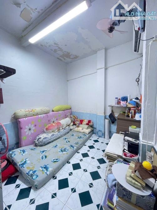 BÁN  NHÀ SÁT MẶT TIỀN LẠC LONG QUÂN  TÂN BÌNH - 60M2 - 2 TẦNG 4PN - CHỈ 3TỶ 7 - 2