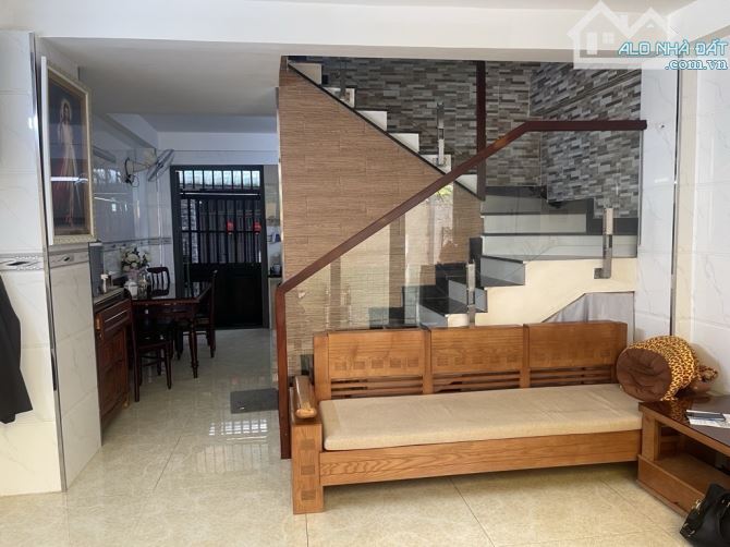 Bán nhà sổ riêng, chợ bà chiểu 6pn, 5 tầng - 1