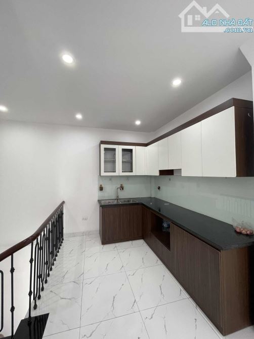 Nhà phố Phượng Bãi, Yên Nghĩa 39m2, 4 tầng === Ô TÔ ĐỖ CỬA, VÀO NHÀ == Giá 3.85 tỷ - 2